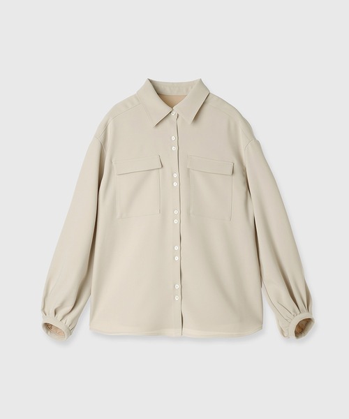 anuans（アニュアンス）の「ダブルサテンボリュームスリーブブラウス