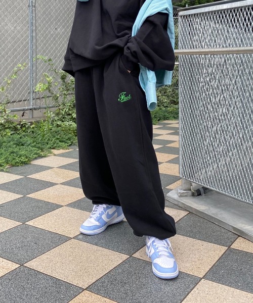 WHO'S WHO gallery（フーズフーギャラリー）の「COOPER FACTスウェット