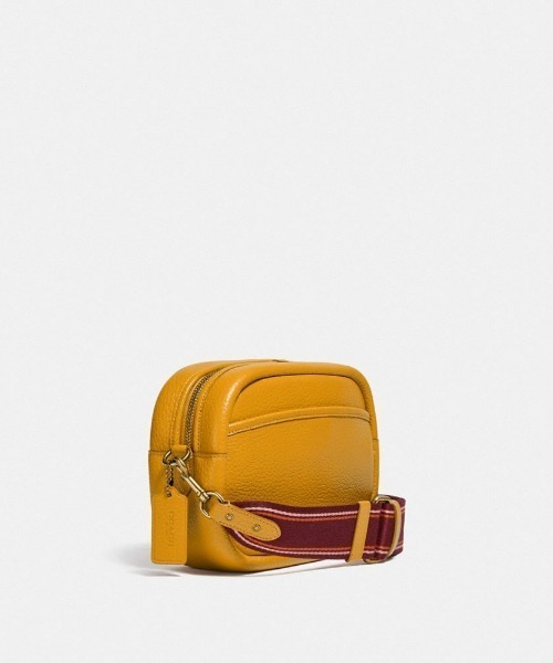 COACH（コーチ）の「カメラ バッグ（ショルダーバッグ）」 - WEAR