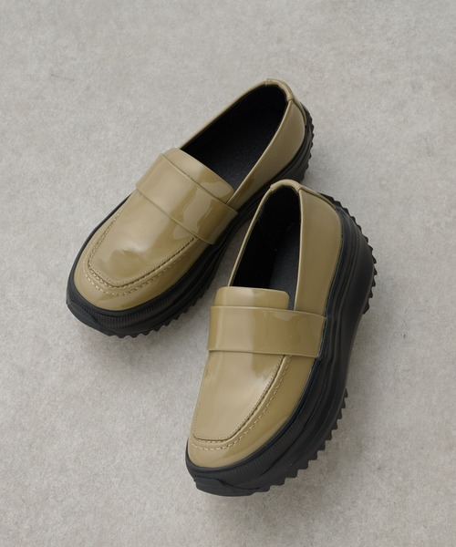 BEARDSLEY（ビアズリー）の「《厚底/カーキ追加発売中》エナメルレザー