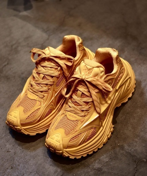 ROYAL FLASH（ロイヤルフラッシュ）の「1807/イチハチゼロナナ/star XL