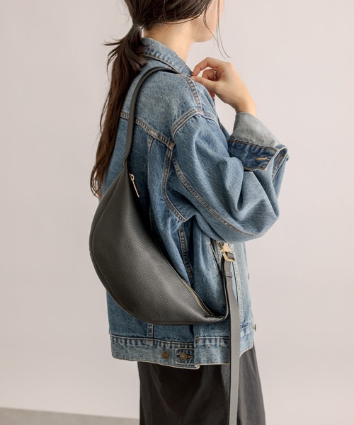 RIVE DROITE（リヴドロワ）の「カーブボディバッグ（ボディバッグ