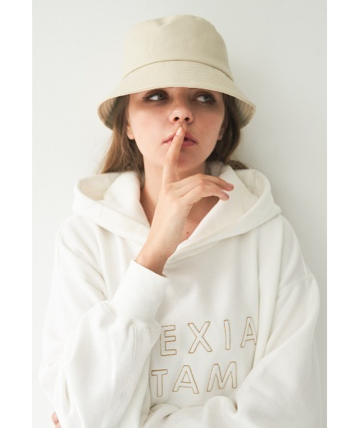 ALEXIA STAM（アリシアスタン）の「フェイクレザーバケットハット