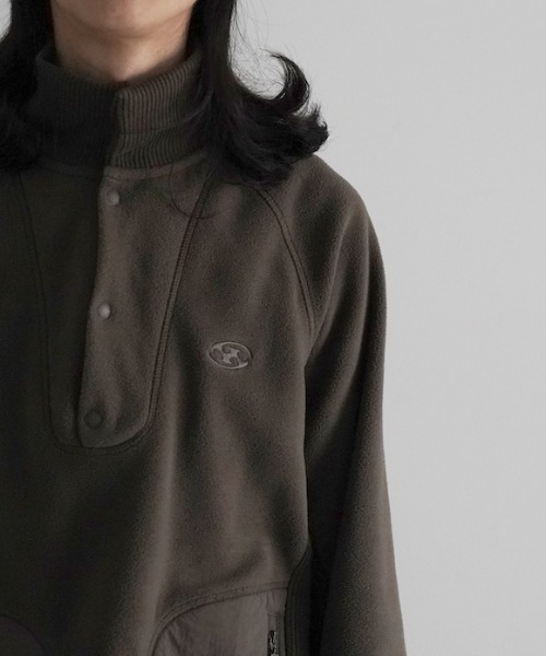 SAN SAN GEAR（サンサンギア）の「SAN SAN GEAR COMPOUND FLEECE TOP