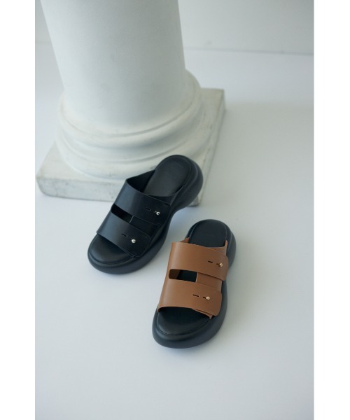 RIM.ARK（リムアーク）の「Volume sole sandal（サンダル）」 - WEAR