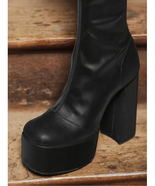 Darich（ダーリッチ）の「スーパーストレッチレザーロングブーツ