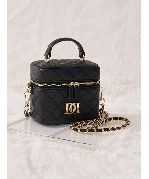 Darich（ダーリッチ）の「【ゴールドパーツ】キルティングスクエアミニ