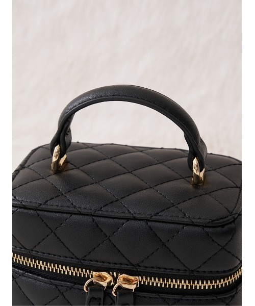 Darich（ダーリッチ）の「【ゴールドパーツ】キルティングスクエアミニ