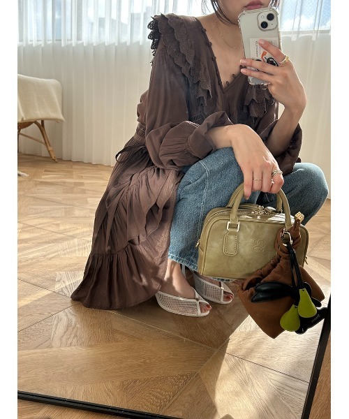 SNIDEL（スナイデル）の「コットンライクラッフルカラーチュニック