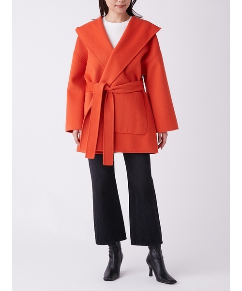 Mila Owen（ミラオーウェン）の「ハーフ丈ポンチョ風リバーコート