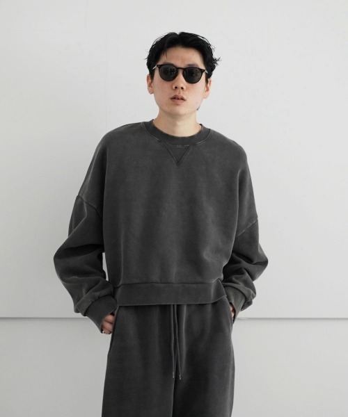 entire studios（エンタイアスタジオ）の「ENTIRE STUDIOS BOX CREW