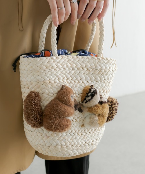 ear PAPILLONNER（イアパピヨネ）の「キャラかごバッグ（かごバッグ