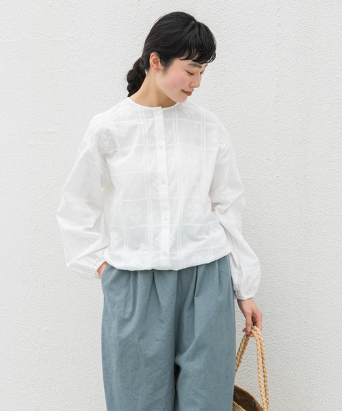 かぐれ（カグレ）の「クロスステッチドロストブラウス（シャツ