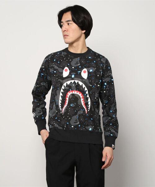 A BATHING APE（アベイシングエイプ）の「SPACE CAMO SHARK CREWNECK M