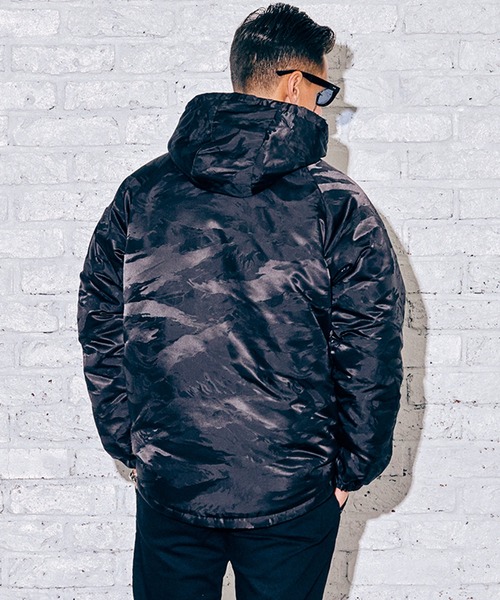 CRIMIE（クライミー）の「WILDTHINGS x THE CRIMIE CAMO JACQUARD