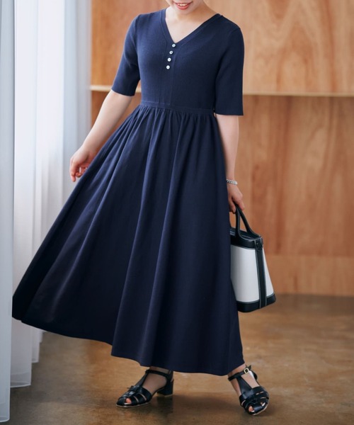 Vネックギャザーフレアニットワンピース【低身長・小柄女性