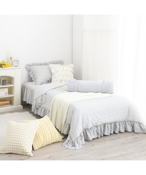 Francfranc（フランフラン）の「ふわろ冷感肌掛けふとん フリル