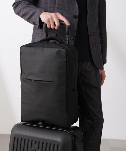 NANO universe（ナノユニバース）の「BRIEFING x WillLOUNGE/別注NEO S