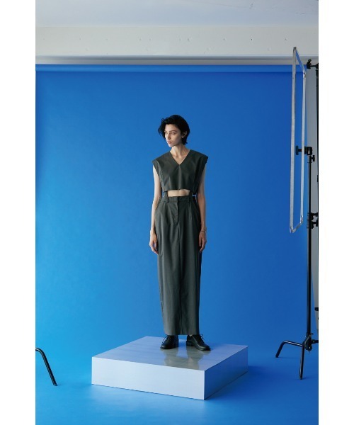 RIM.ARK（リムアーク）の「V-neck tops and SK arrange set Vネック