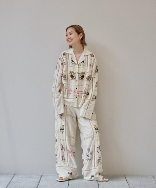 TODAYFUL（トゥデイフル）の「Embroidery Patchwork Trousers（その他