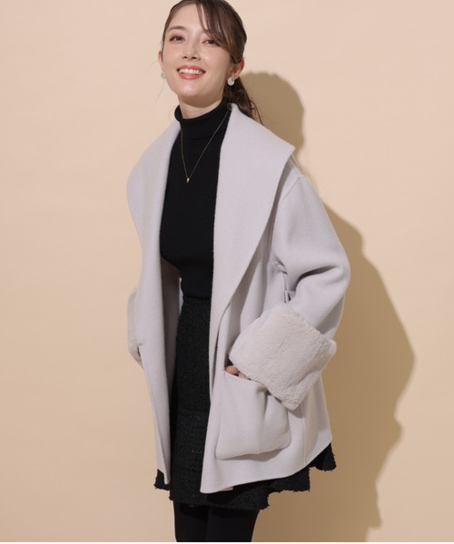 Apuweiser-riche（アプワイザーリッシェ）の「袖ファーショートリバー