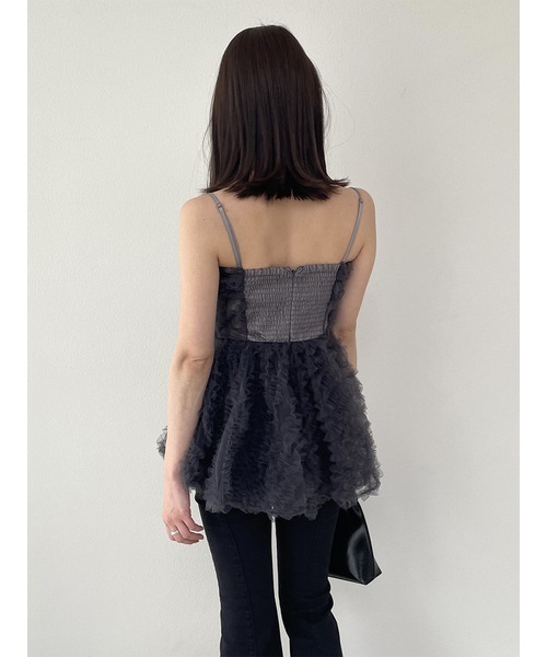 SNIDEL（スナイデル）の「チュール刺繍ベアペプラムTOPS（Tシャツ