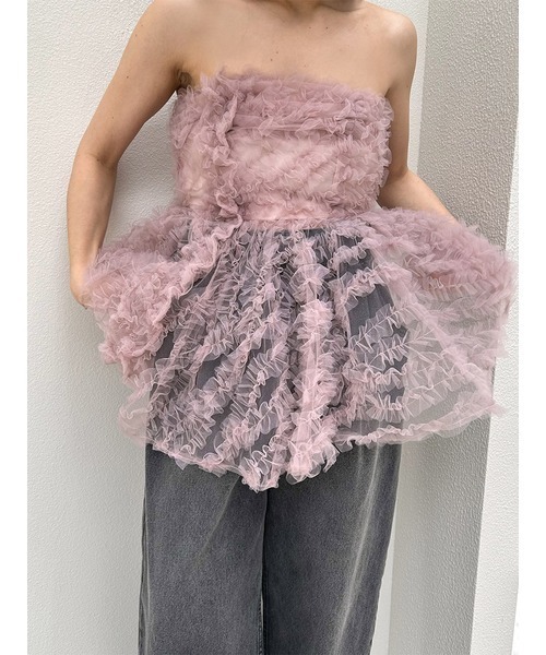SNIDEL（スナイデル）の「チュール刺繍ベアペプラムTOPS（Tシャツ