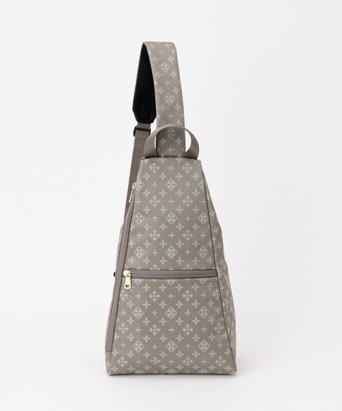 russet（ラシット）の「《トラベルシリーズ・軽量》ナイロンボディ