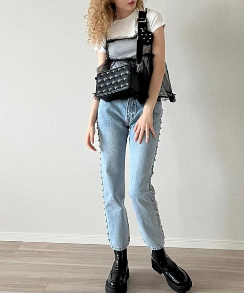 epine（エピヌ）の「e Heart pouch shoulder strap bag heart studs