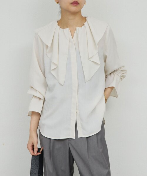 GALLARDAGALANTE（ガリャルダガランテ）の「ラッフルカラーブラウス