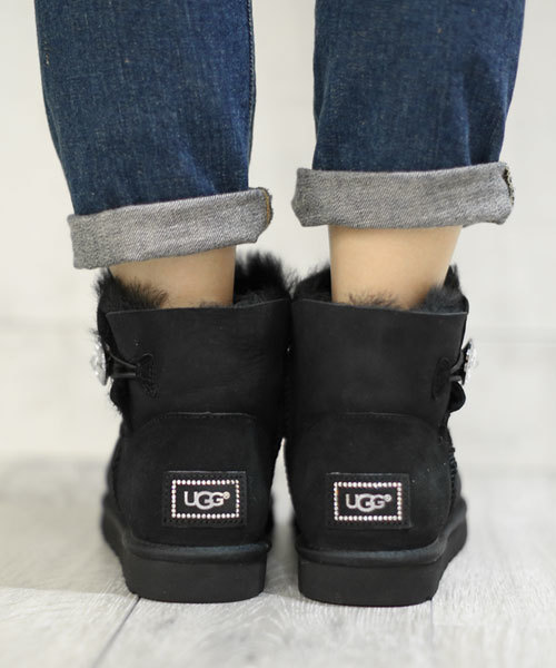 UGG（アグ）の「UGG/ W Mini Bailey Button Bling（ブーツ）」 - WEAR
