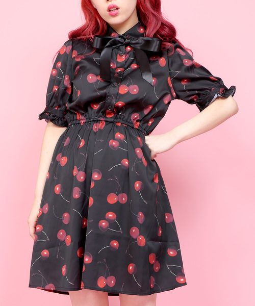 WC（ダブル シー）の「WC/チェリー柄ワンピース（ワンピース）」 - WEAR