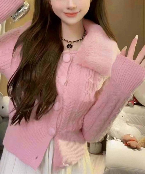 セール】ボリュームフェイクファー衿ケーブルニットカーディガン