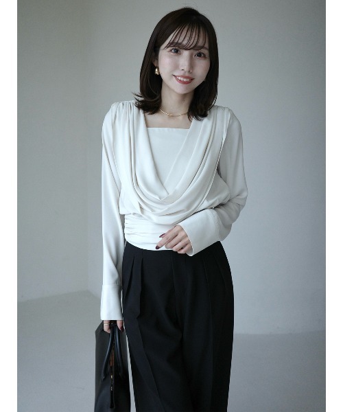 パウダーサテンドレープトップス（シャツ/ブラウス）｜anuans（ア