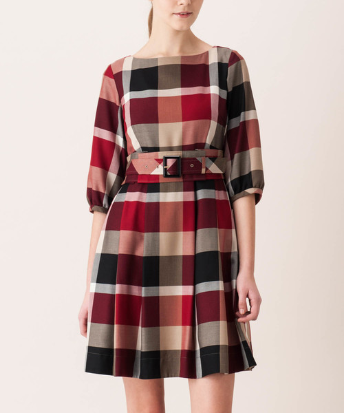 BLUE LABEL CRESTBRIDGE（ブルーレーベルクレストブリッジ）の