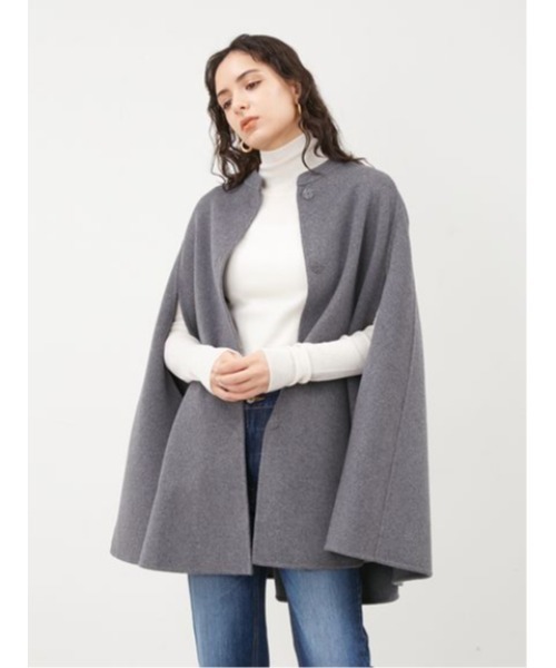 Mila Owen（ミラオーウェン）の「ウール混スタンドカラーリバーケープ