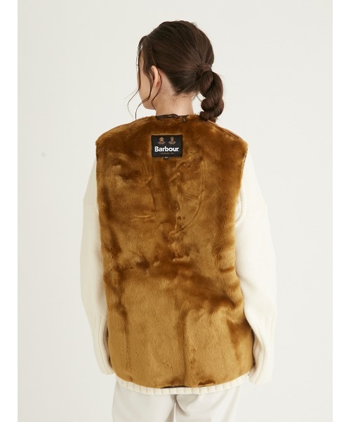 Barbour（バブアー）の「フロントジップ ファー ライナー ベスト