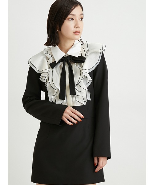 LILY BROWN（リリーブラウン）の「フロントフリルミニドレス