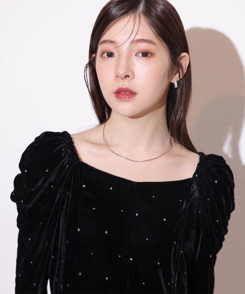 Rirandture（リランドチュール）の「ベロア刺繍ペプラムブラウス