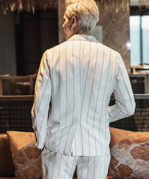 1PIU1UGUALE3 RELAX （ウノピゥウノウグァーレトレ リラックス）の