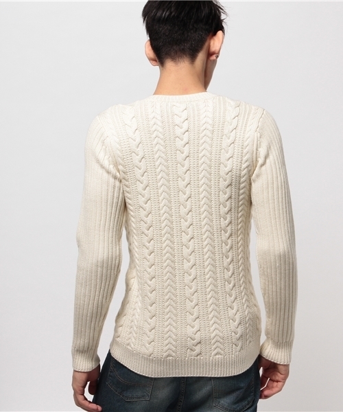 junhashimoto（ジュンハシモト）の「junhashimoto Vネックケーブル