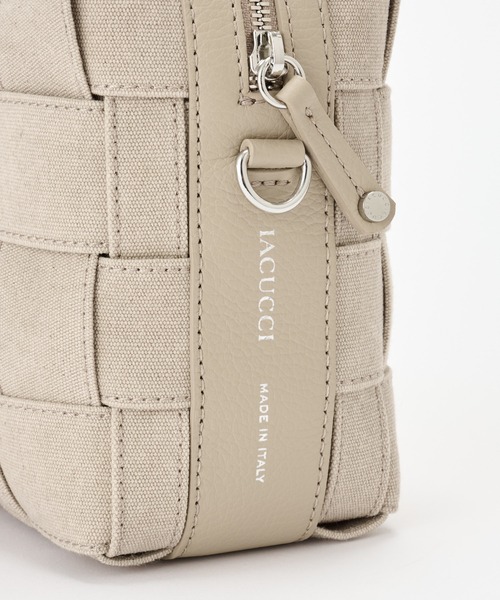 IACUCCI（イアクッチ）の「ベルタ S CANVAS（ショルダーバッグ）」 - WEAR