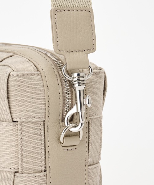 IACUCCI（イアクッチ）の「ベルタ S CANVAS（ショルダーバッグ）」 - WEAR