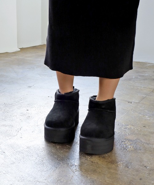 UGG（アグ）の「【UGG】アグ Classic Ultra Mini Platform
