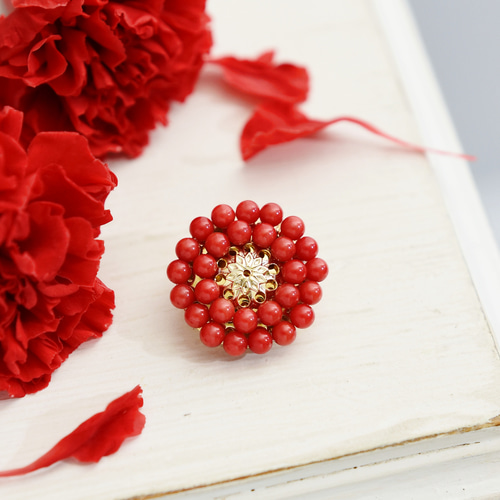 帯留め 】 赤珊瑚 アンティークレトロ お花 ・ 3月誕生石 ( 母の日