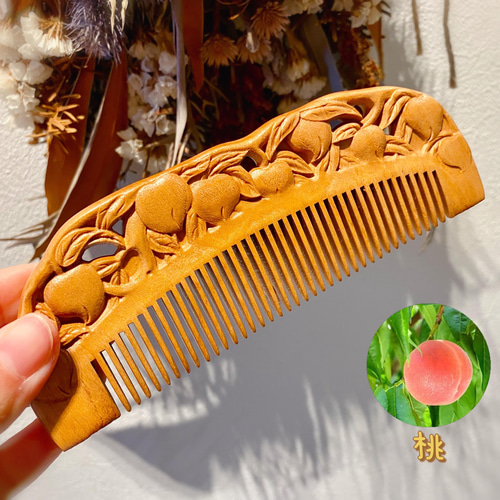 0422163 桃の木素材櫛57.6＊144.4ミリ