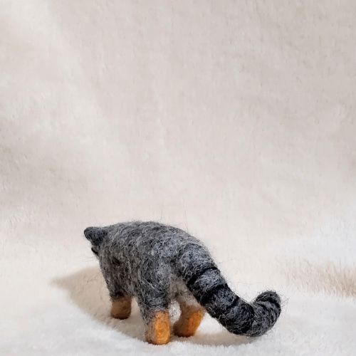 羊毛フェルト】ミニミニ·マヌルネコ～正面～ 羊毛フェルト パステル