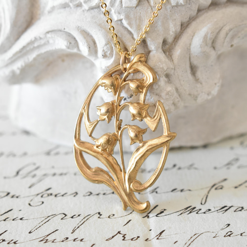 スズランのネックレス（フランス製ヴィンテージ） ネックレス