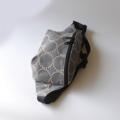 ミナペルホネン タンバリン ミニサイズ ボディバッグ ウエストポーチ