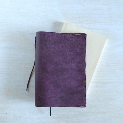ブックカバー 文庫本サイズ プルーニャ（紫）【イタリアンレザー